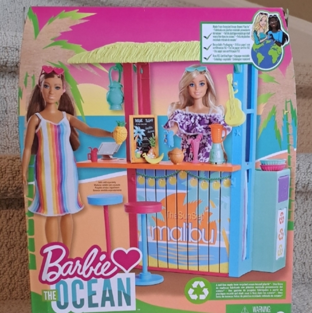 NWT Barbie The Ocean Malibu Beach Bar Playset - Multicolor